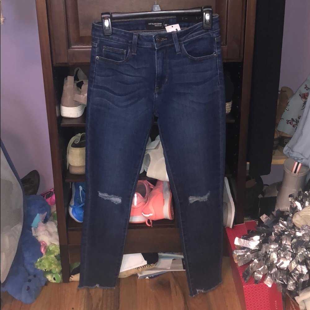 FAB’ RIK NWT JEANS!! NEVER WORN!!